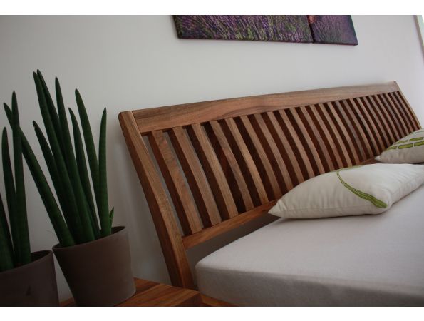 ZEBRA solid wood bed