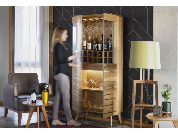 BAROSO Barschrank / Vitrine in Eiche