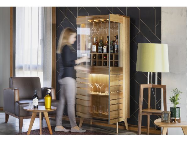 BAROSO Barschrank / Vitrine in Eiche