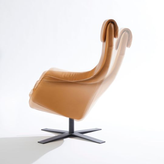 SEAT24 armchair