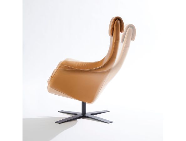 SEAT24 armchair