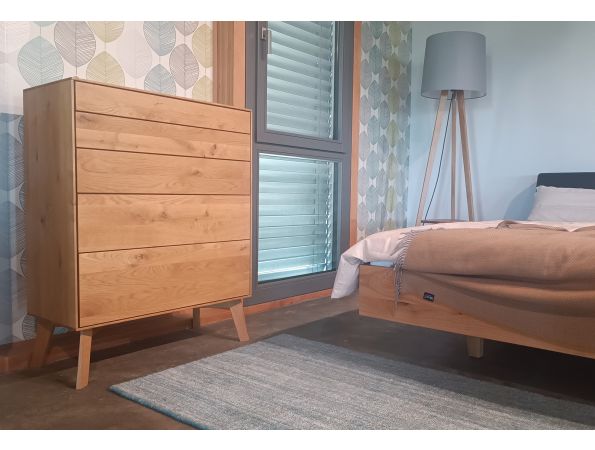 FINN chest of drawers in oak