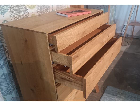 FINN chest of drawers in oak