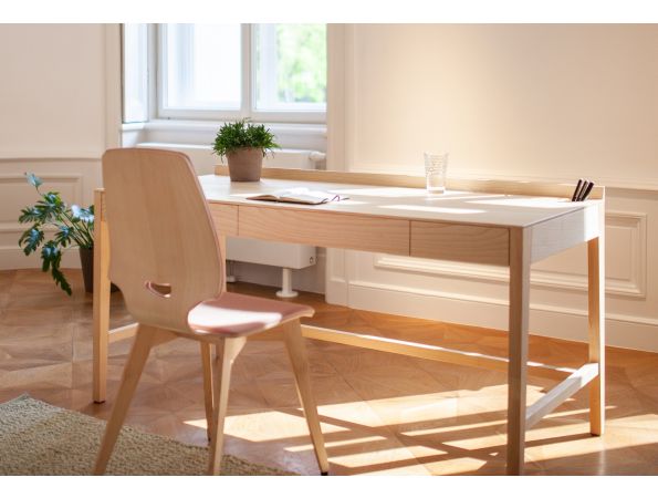 THEO desk plus - kőris