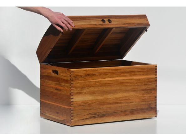 JACK treasure chest