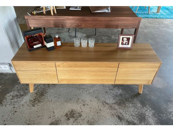 FINN sideboard, tölgy