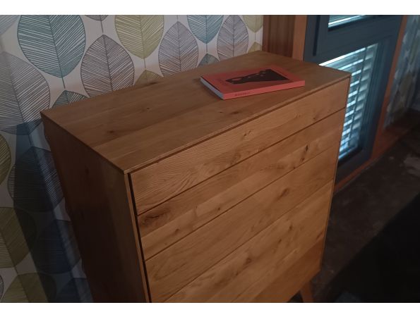 FINN chest of drawers in oak